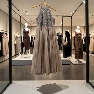 Prom dress Maya Deluxe Womens Gown Gold Sequins and Toll bottom Size Small